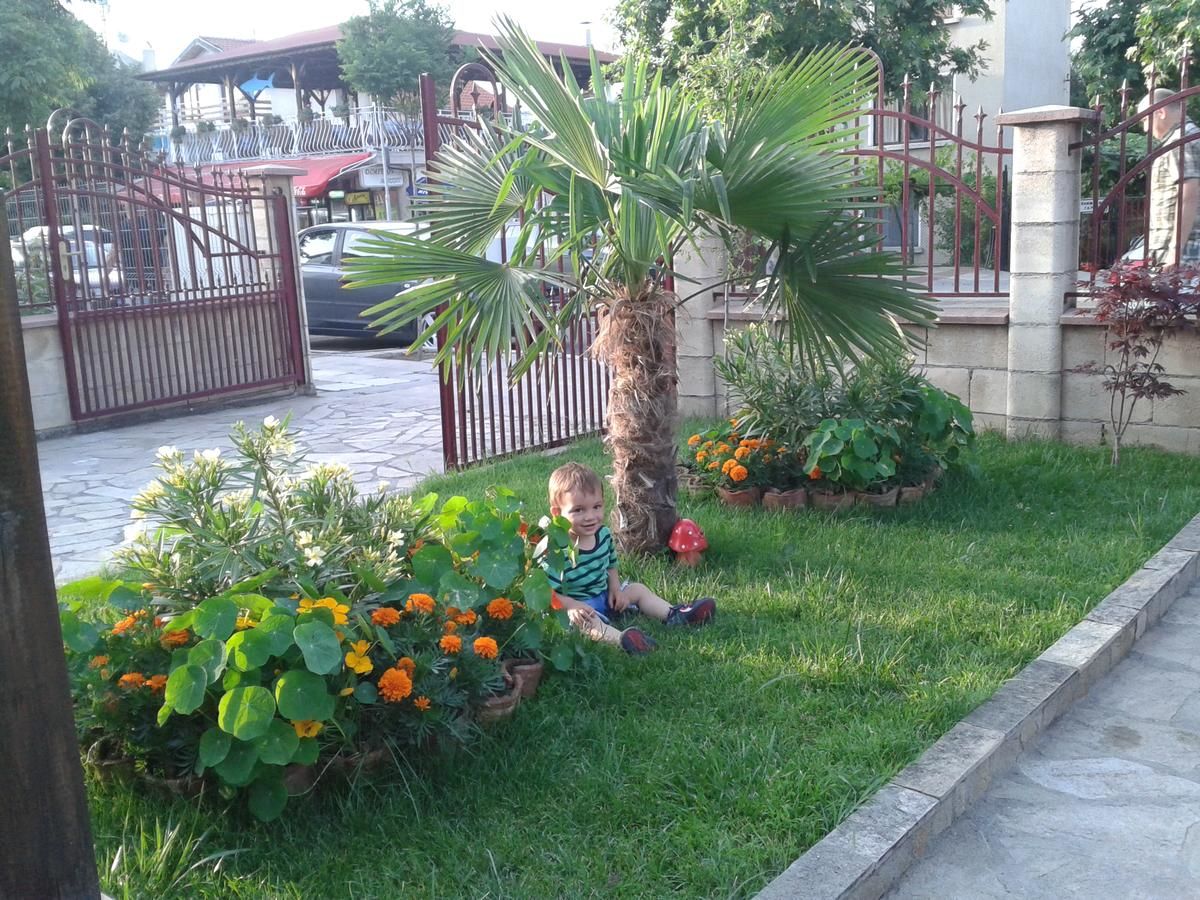 Отель Saint George Family Hotel Лозенец-10